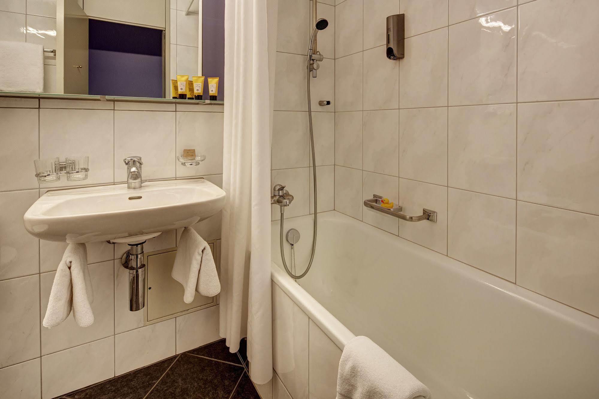 Swiss Quality Hotel 3*